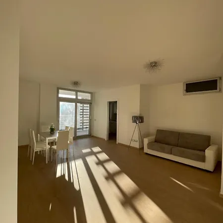 Apartment Civico 2 *